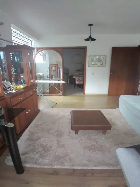 Casa com 4 quartos à venda, 180m2 em Florianopolis - SC - imagem 8 Foto 8 de Casa com 4 quartos à venda, 180m2 em Florianopolis - SC