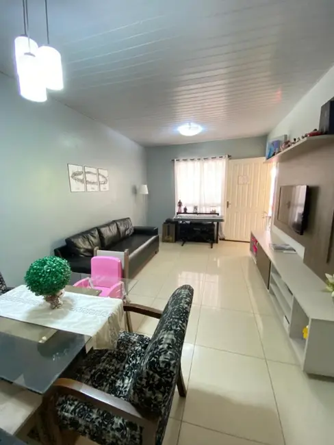 Casa de Condomínio com 3 quartos à venda, 120m2 em Cachoeirinha - RS - imagem 3 Foto 3 de Casa de Condomínio com 3 quartos à venda, 120m2 em Cachoeirinha - RS