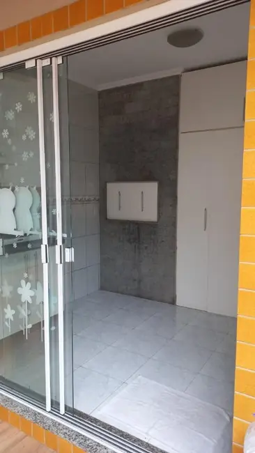 Casa com 3 quartos à venda, 131m2 em Cachoeirinha - RS - imagem 8 Foto 8 de Casa com 3 quartos à venda, 131m2 em Cachoeirinha - RS