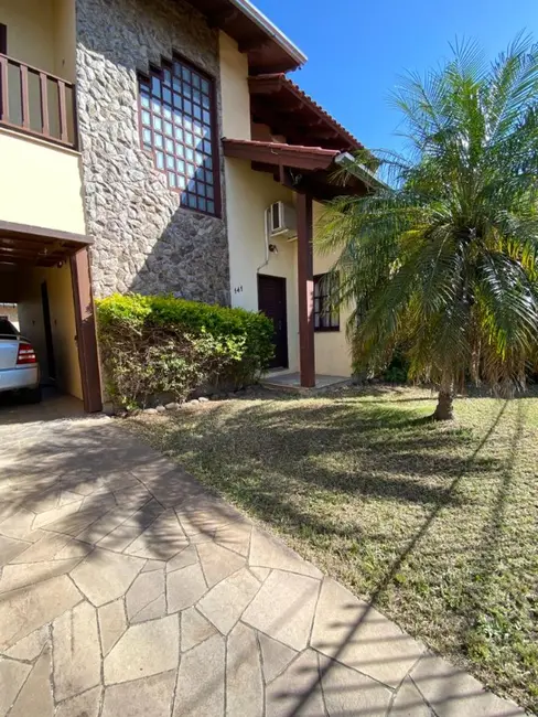 Foto 3 de Casa com 4 quartos à venda, 200m2 em Vila Cachoeirinha, Cachoeirinha - RS