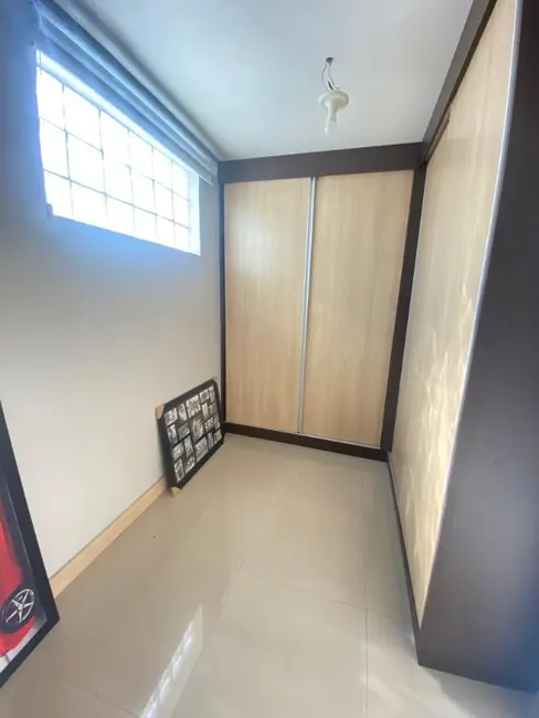 Foto 22 de Casa com 3 quartos à venda, 350m2 em Vila Bom Princípio, Cachoeirinha - RS