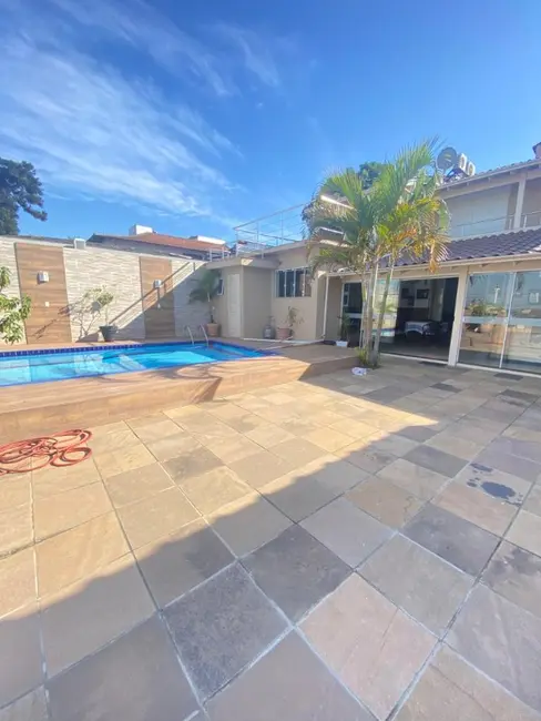 Casa com 3 quartos à venda, 350m2 em Vila Bom Princípio, Cachoeirinha - RS - imagem 6 Foto 6 de Casa com 3 quartos à venda, 350m2 em Vila Bom Princípio, Cachoeirinha - RS