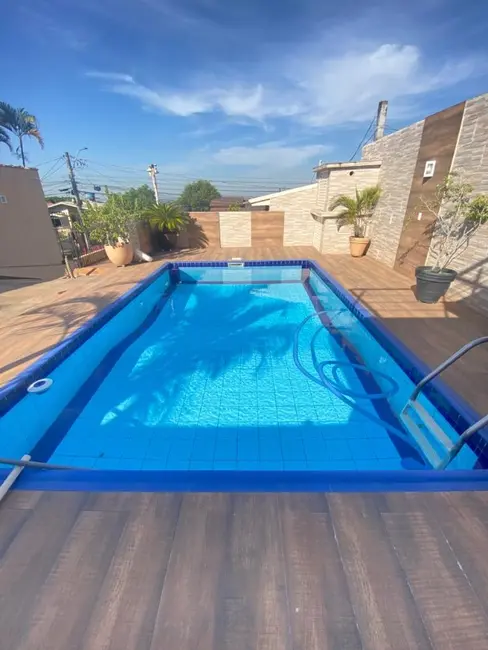 Casa com 3 quartos à venda, 350m2 em Vila Bom Princípio, Cachoeirinha - RS - imagem 4 Foto 4 de Casa com 3 quartos à venda, 350m2 em Vila Bom Princípio, Cachoeirinha - RS