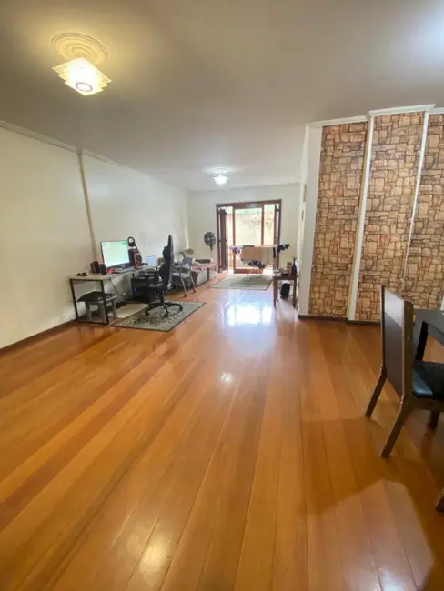 Apartamento com 3 quartos à venda, 125m2 em Vila Eunice Nova, Cachoeirinha - RS - imagem 3 Foto 3 de Apartamento com 3 quartos à venda, 125m2 em Vila Eunice Nova, Cachoeirinha - RS