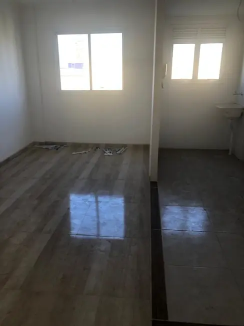 Foto 3 de Apartamento com 3 quartos à venda, 80m2 em Vila Monte Carlo, Cachoeirinha - RS
