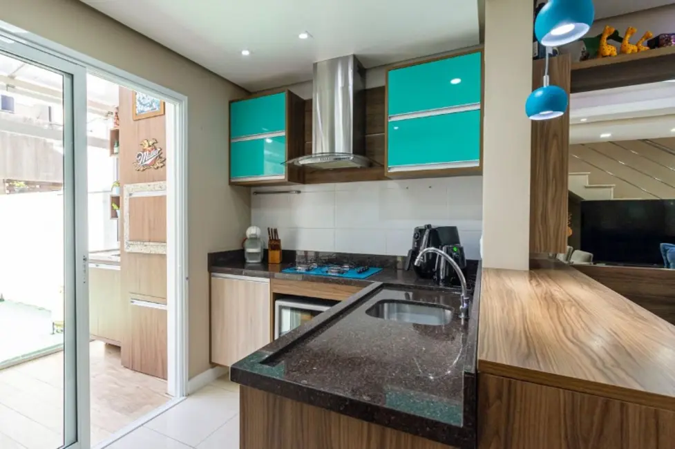 Foto 1 de Casa com 3 quartos à venda, 83m2 em Cachoeirinha - RS