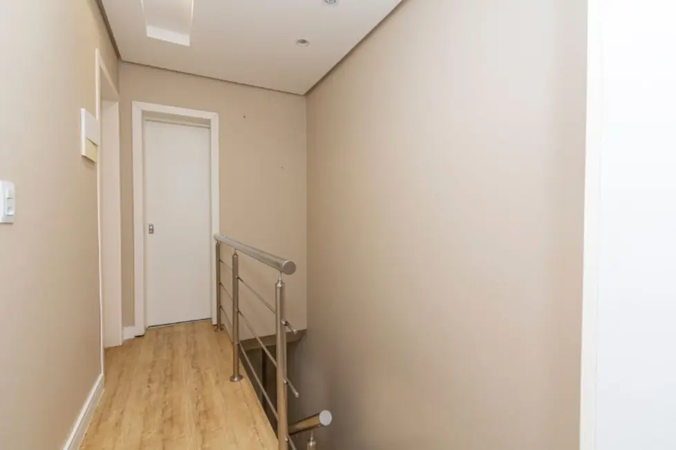 Foto 5 de Casa com 3 quartos à venda, 83m2 em Cachoeirinha - RS