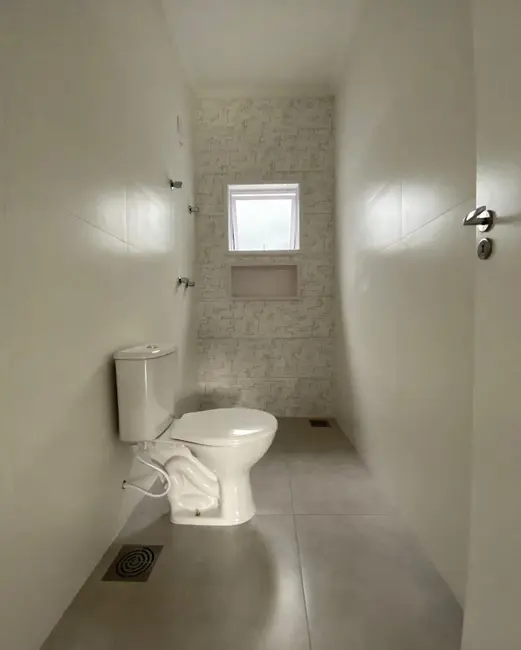 Casa com 3 quartos à venda, 114m2 em Gravatai - RS - imagem 4 Foto 4 de Casa com 3 quartos à venda, 114m2 em Gravatai - RS