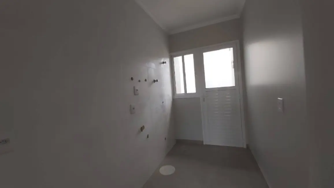 Casa com 3 quartos à venda, 136m2 em Cachoeirinha - RS - imagem 6 Foto 6 de Casa com 3 quartos à venda, 136m2 em Cachoeirinha - RS