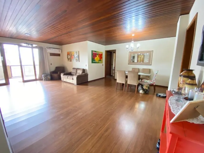 Foto 2 de Apartamento com 3 quartos à venda, 167m2 em Vila Eunice Nova, Cachoeirinha - RS