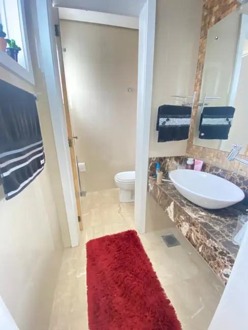 Foto 8 de Casa com 3 quartos à venda, 260m2 em Cachoeirinha - RS