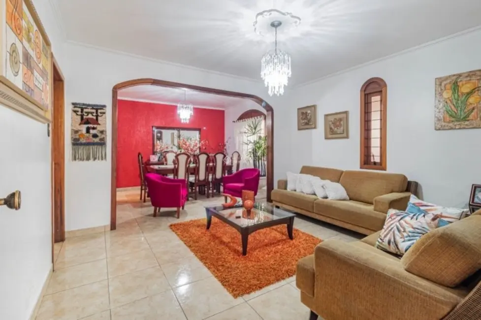 Foto 8 de Casa com 4 quartos à venda, 285m2 em Vila Imbui, Cachoeirinha - RS