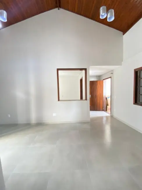 Foto 1 de Casa com 2 quartos à venda, 98m2 em Parque da Matriz, Cachoeirinha - RS