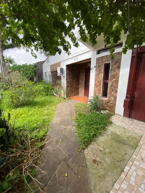 Foto 1 de Casa com 3 quartos à venda, 120m2 em Vila Cachoeirinha, Cachoeirinha - RS