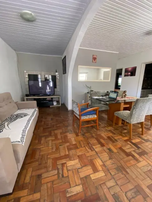 Foto 6 de Casa com 3 quartos à venda, 131m2 em Parque da Matriz, Cachoeirinha - RS