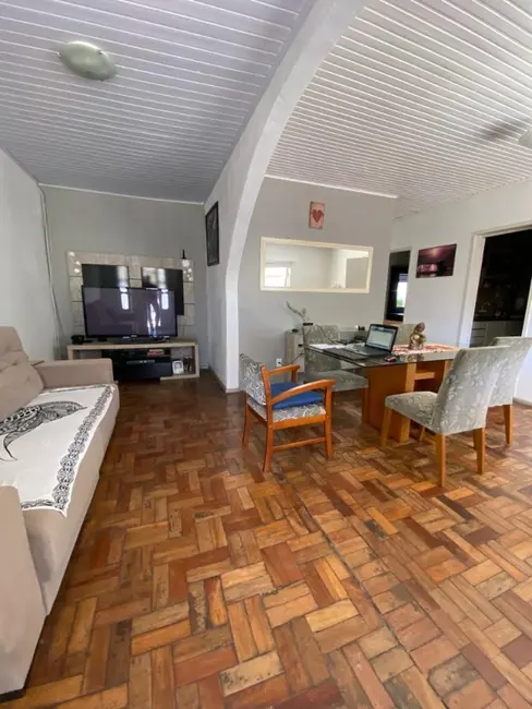 Foto 5 de Casa com 3 quartos à venda, 131m2 em Parque da Matriz, Cachoeirinha - RS