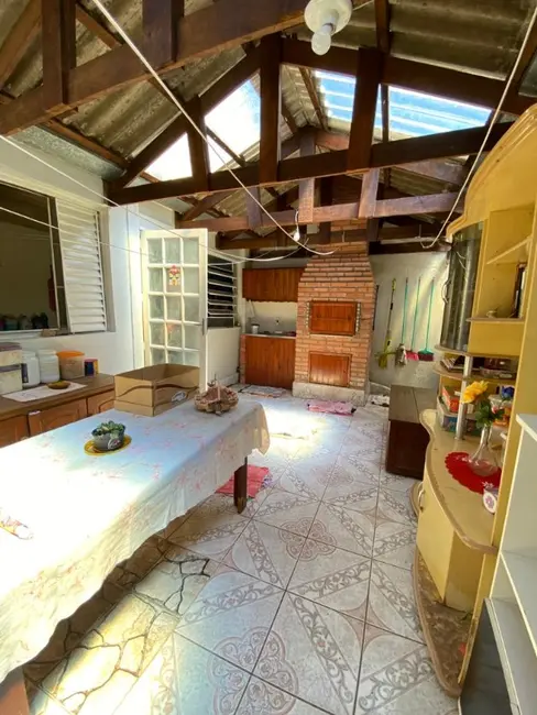 Foto 9 de Casa com 2 quartos à venda, 100m2 em Parque da Matriz, Cachoeirinha - RS