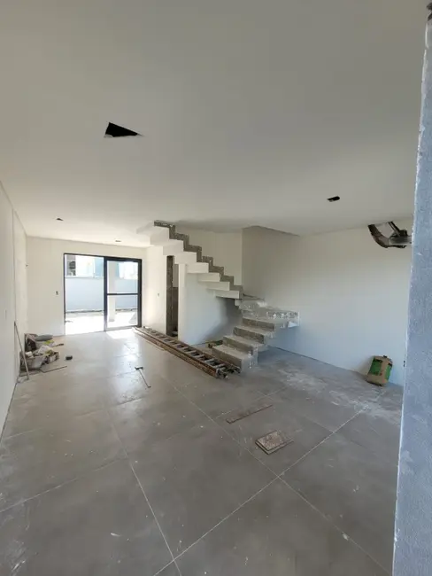 Foto 3 de Casa com 3 quartos à venda, 90m2 em Parque da Matriz, Cachoeirinha - RS