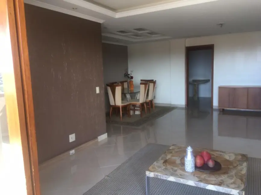 Foto 6 de Apartamento com 3 quartos à venda, 170m2 em Vila Eunice Nova, Cachoeirinha - RS