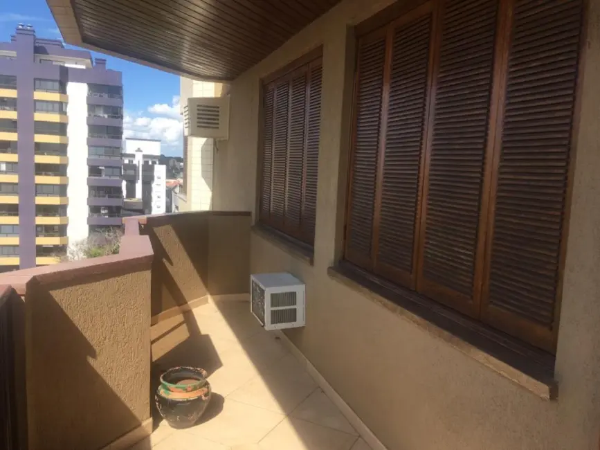 Foto 7 de Apartamento com 3 quartos à venda, 170m2 em Vila Eunice Nova, Cachoeirinha - RS