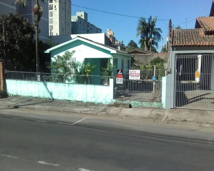 Foto 2 de Casa com 2 quartos à venda em Cachoeirinha - RS