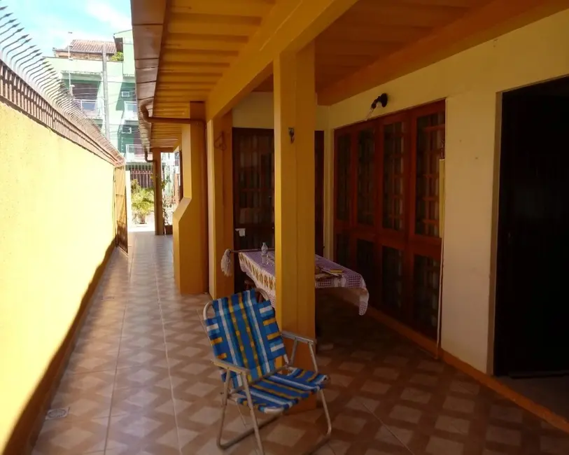 Foto 3 de Casa com 3 quartos à venda, 153m2 em Vila Eunice Nova, Cachoeirinha - RS