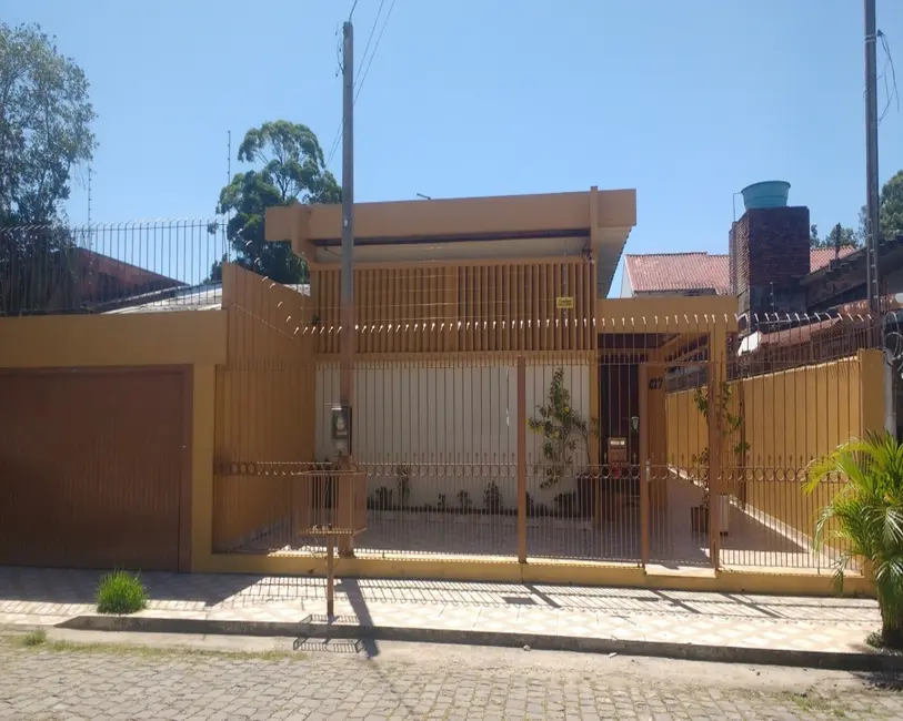 Foto 1 de Casa com 3 quartos à venda, 153m2 em Vila Eunice Nova, Cachoeirinha - RS
