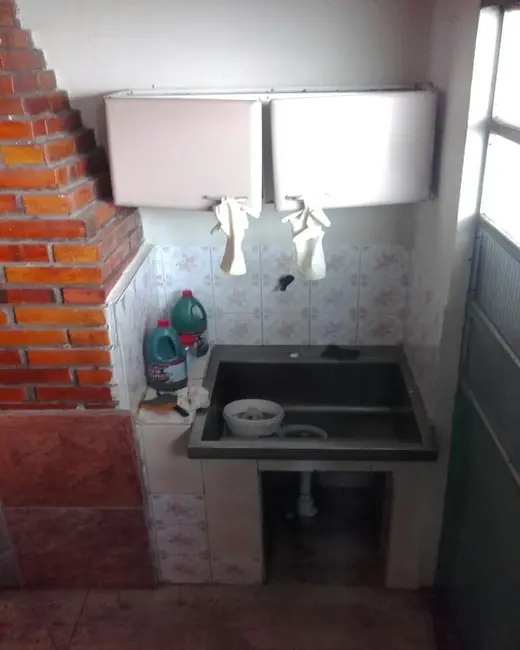 Foto 3 de Casa com 2 quartos à venda, 80m2 em Cachoeirinha - RS