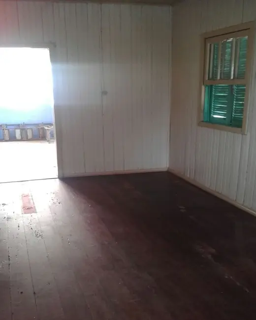 Foto 10 de Casa com 2 quartos à venda, 80m2 em Cachoeirinha - RS
