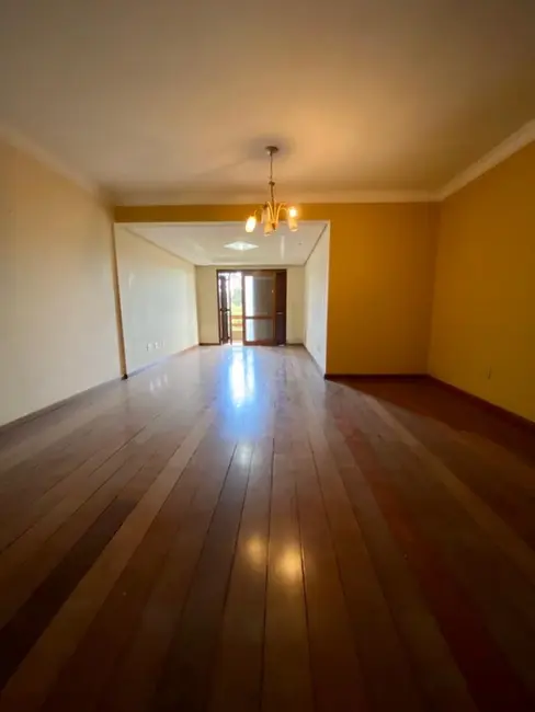 Foto 2 de Apartamento com 3 quartos à venda, 305m2 em Vila Eunice Nova, Cachoeirinha - RS
