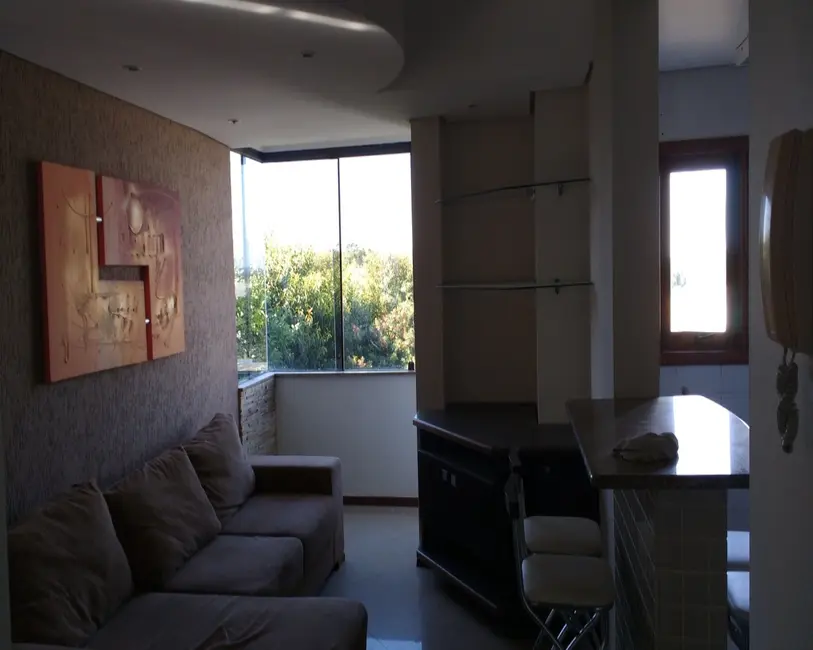 Foto 4 de Apartamento com 2 quartos à venda, 67m2 em Cachoeirinha - RS