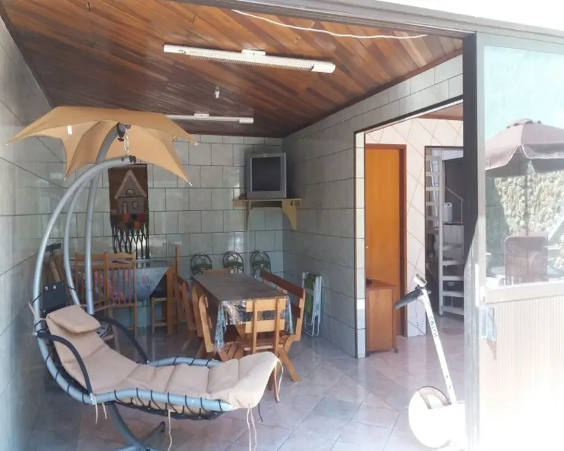 Foto 5 de Casa com 4 quartos à venda, 360m2 em Vila Jardim América, Cachoeirinha - RS