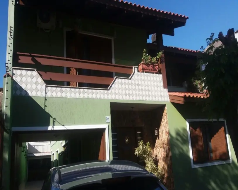 Foto 1 de Casa com 4 quartos à venda, 360m2 em Vila Jardim América, Cachoeirinha - RS