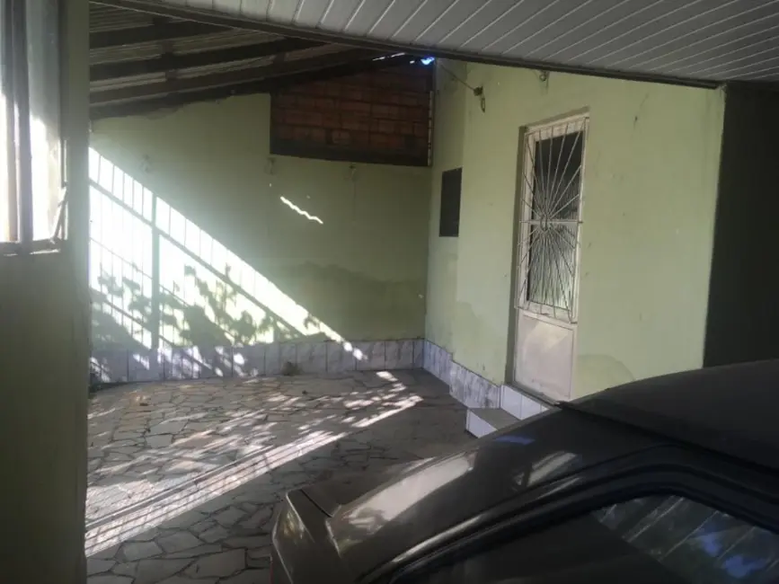 Foto 2 de Casa com 1 quarto à venda, 80m2 em City, Cachoeirinha - RS