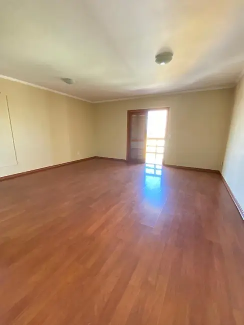 Apartamento com 3 quartos à venda, 109m2 em Cachoeirinha - RS - imagem 5 Foto 5 de Apartamento com 3 quartos à venda, 109m2 em Cachoeirinha - RS