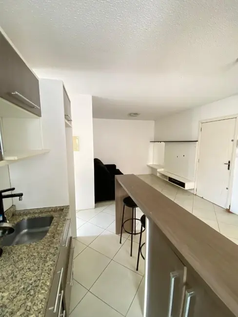 Foto 3 de Apartamento com 2 quartos à venda, 55m2 em Vila Imbui, Cachoeirinha - RS