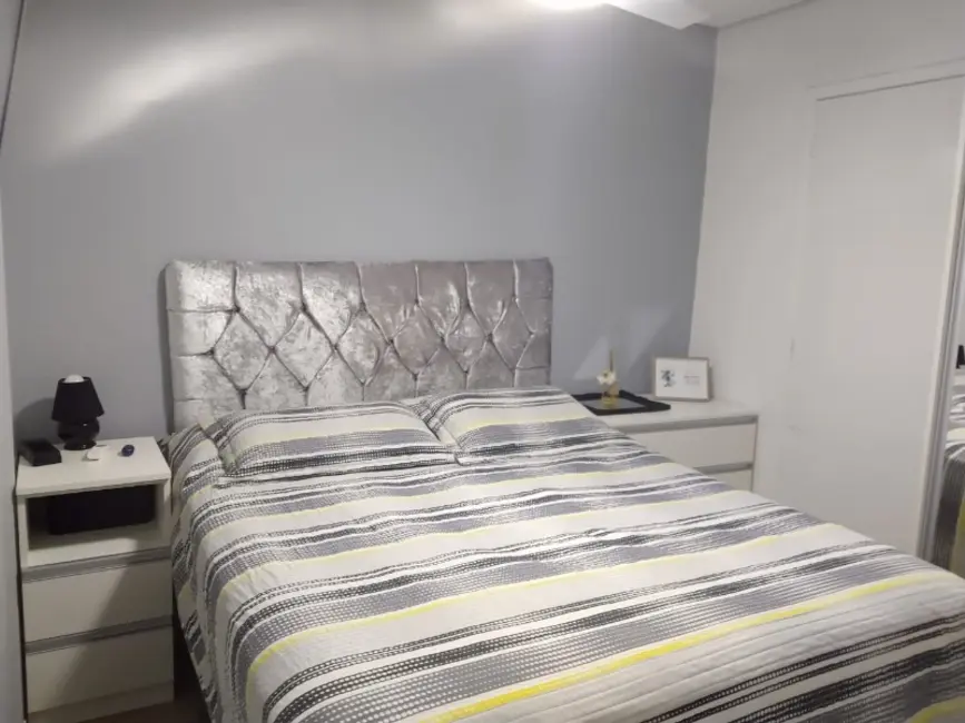 Casa com 2 quartos à venda, 110m2 em Parque da Matriz, Cachoeirinha - RS - imagem 7 Foto 7 de Casa com 2 quartos à venda, 110m2 em Parque da Matriz, Cachoeirinha - RS