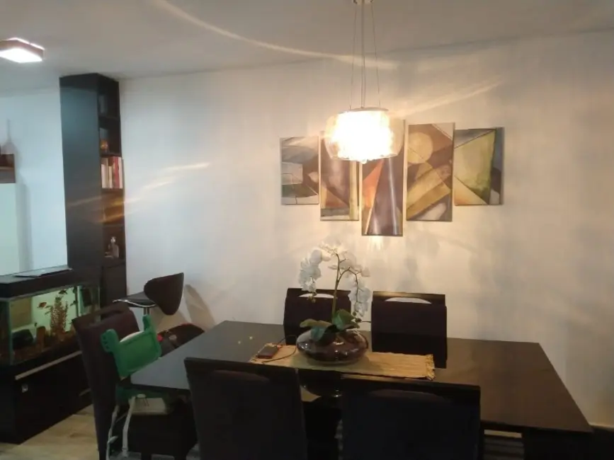 Foto 2 de Casa com 2 quartos à venda, 110m2 em Parque da Matriz, Cachoeirinha - RS