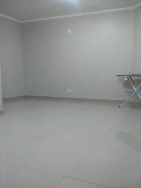 Foto 9 de Casa com 2 quartos à venda, 150m2 em Cachoeirinha - RS