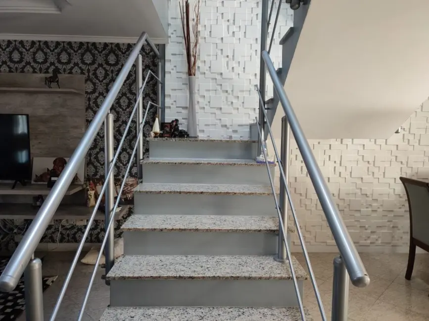 Foto 3 de Casa com 3 quartos à venda, 213m2 em Cachoeirinha - RS