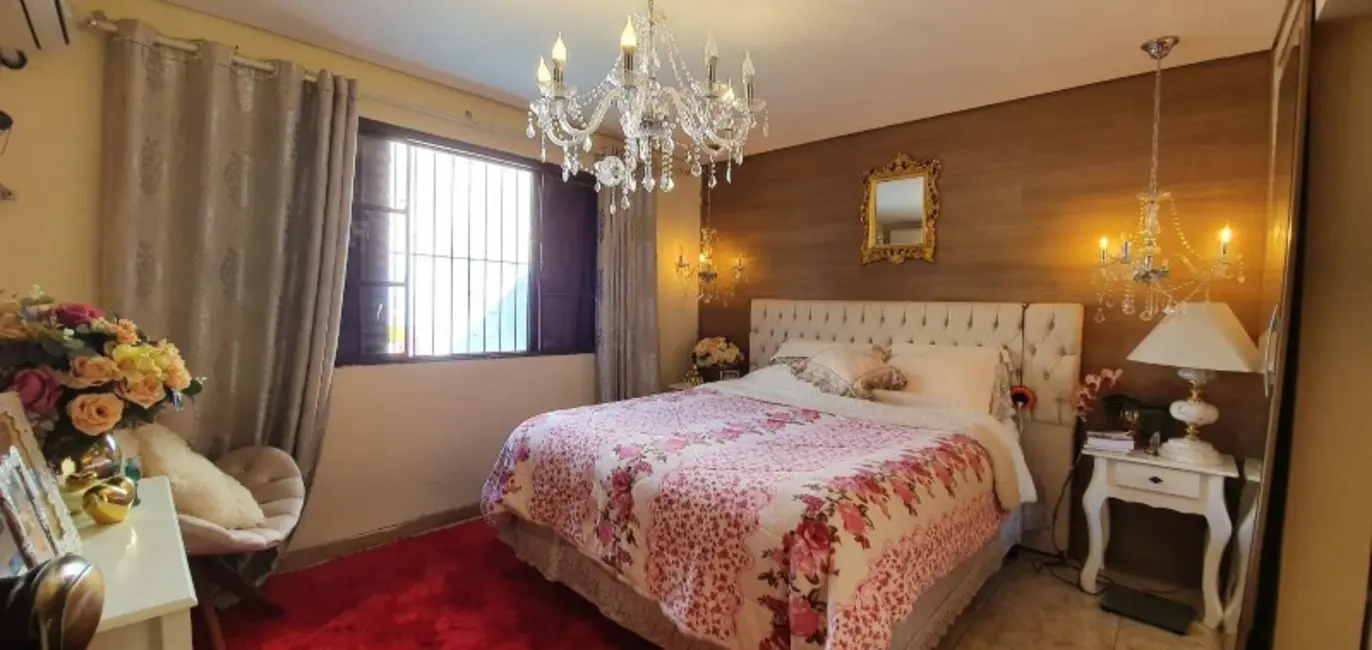 Foto 7 de Casa com 2 quartos à venda, 160m2 em Parque da Matriz, Cachoeirinha - RS