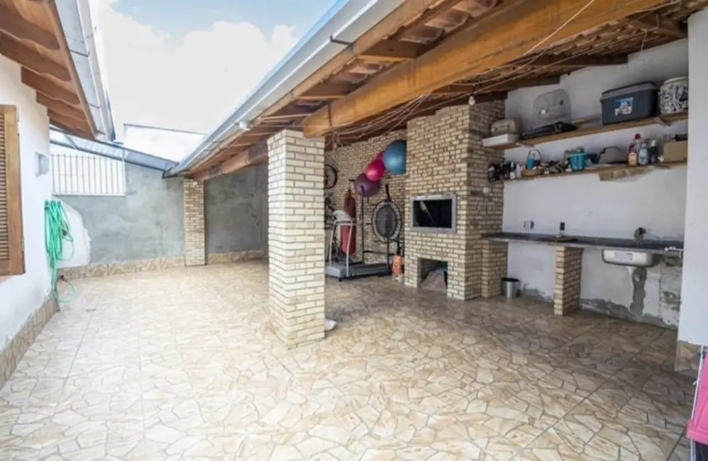 Foto 4 de Casa com 3 quartos à venda, 115m2 em Cachoeirinha - RS