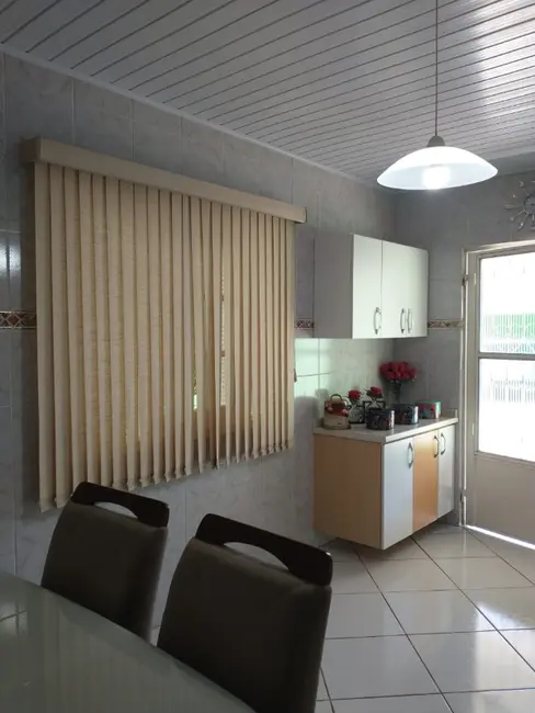 Casa com 3 quartos à venda, 184m2 em Cruzeiro, Gravatai - RS - imagem 7 Foto 7 de Casa com 3 quartos à venda, 184m2 em Cruzeiro, Gravatai - RS