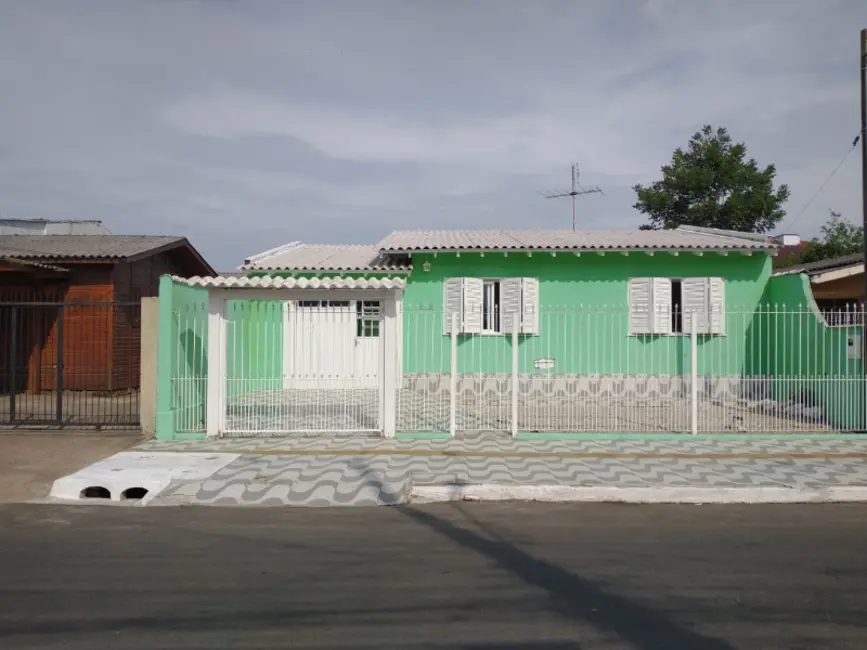 Foto 1 de Casa com 3 quartos à venda, 184m2 em Cruzeiro, Gravatai - RS