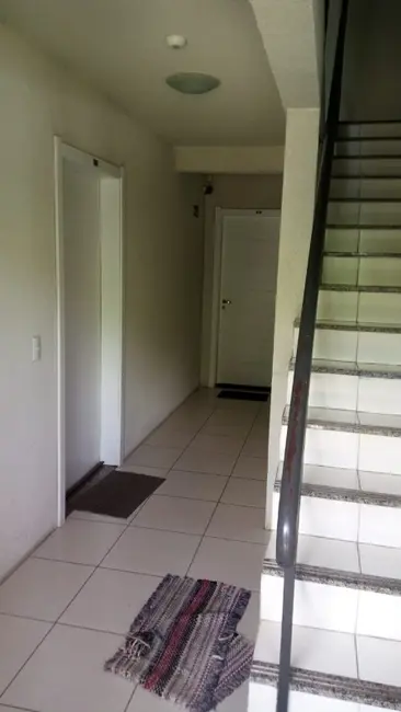 Foto 3 de Apartamento com 2 quartos à venda, 53m2 em Vila Imbui, Cachoeirinha - RS