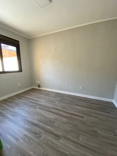 Foto 6 de Apartamento com 2 quartos à venda, 83m2 em Ponta Porã, Cachoeirinha - RS