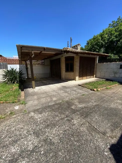 Foto 2 de Casa com 1 quarto à venda, 59m2 em Parque da Matriz, Cachoeirinha - RS