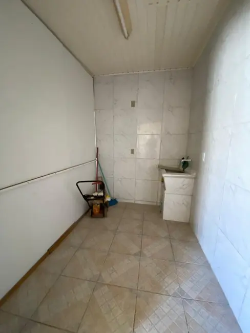 Foto 5 de Casa com 1 quarto à venda, 59m2 em Parque da Matriz, Cachoeirinha - RS