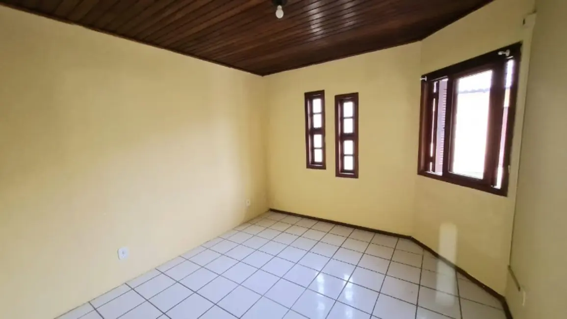 Foto 4 de Casa com 1 quarto à venda, 58m2 em Vila Cachoeirinha, Cachoeirinha - RS