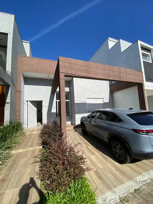 Foto 1 de Casa com 3 quartos à venda, 94m2 em Gravatai - RS